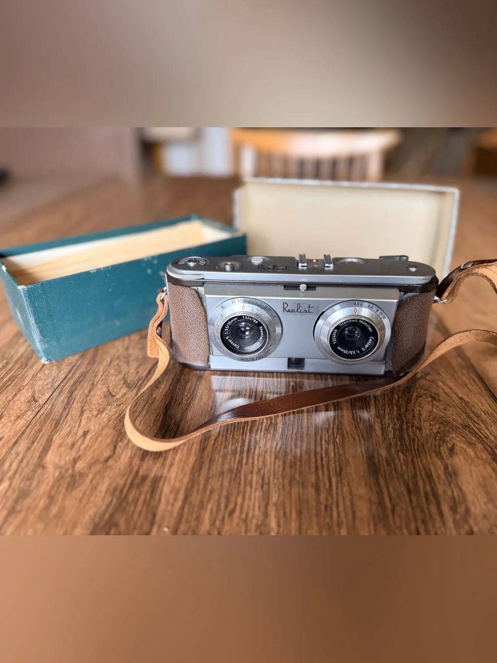 Vintage Realist Stereo Camera w/box Viewer 35mm Retro Collector Gear
